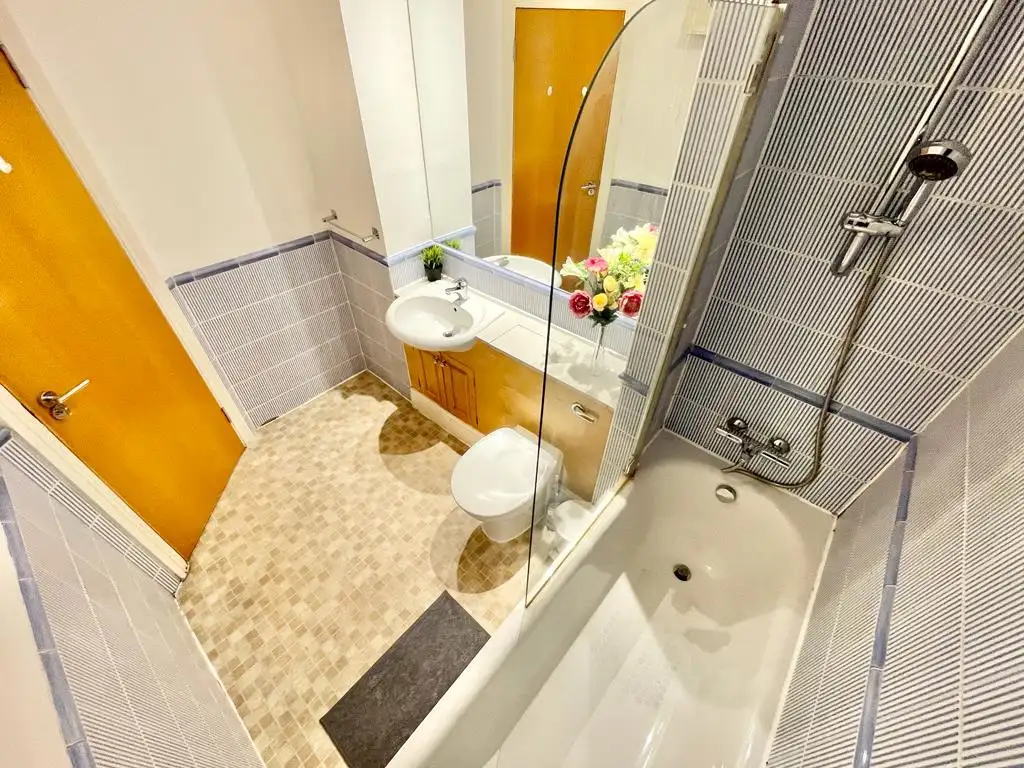 Double room near Crossharbour